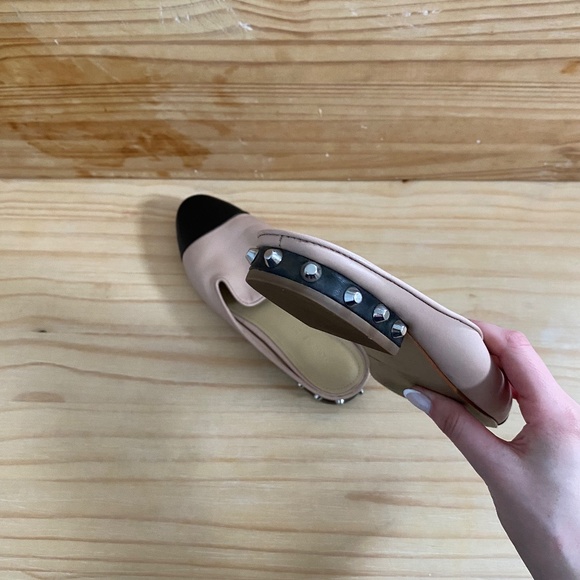 MARC FISHER Light Pink Leather Studded Cap Toe Mules - Picture 9 of 11